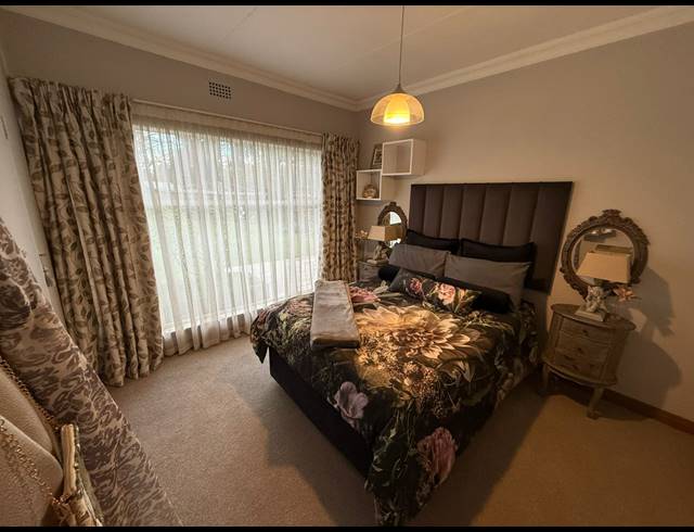 4 BEDROOM HOUSE FOR SALE IN THREE RIVERS EAST